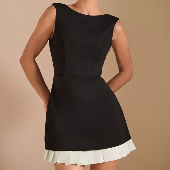 Black And White Elegant Women's Dress - Picture 5 of 7